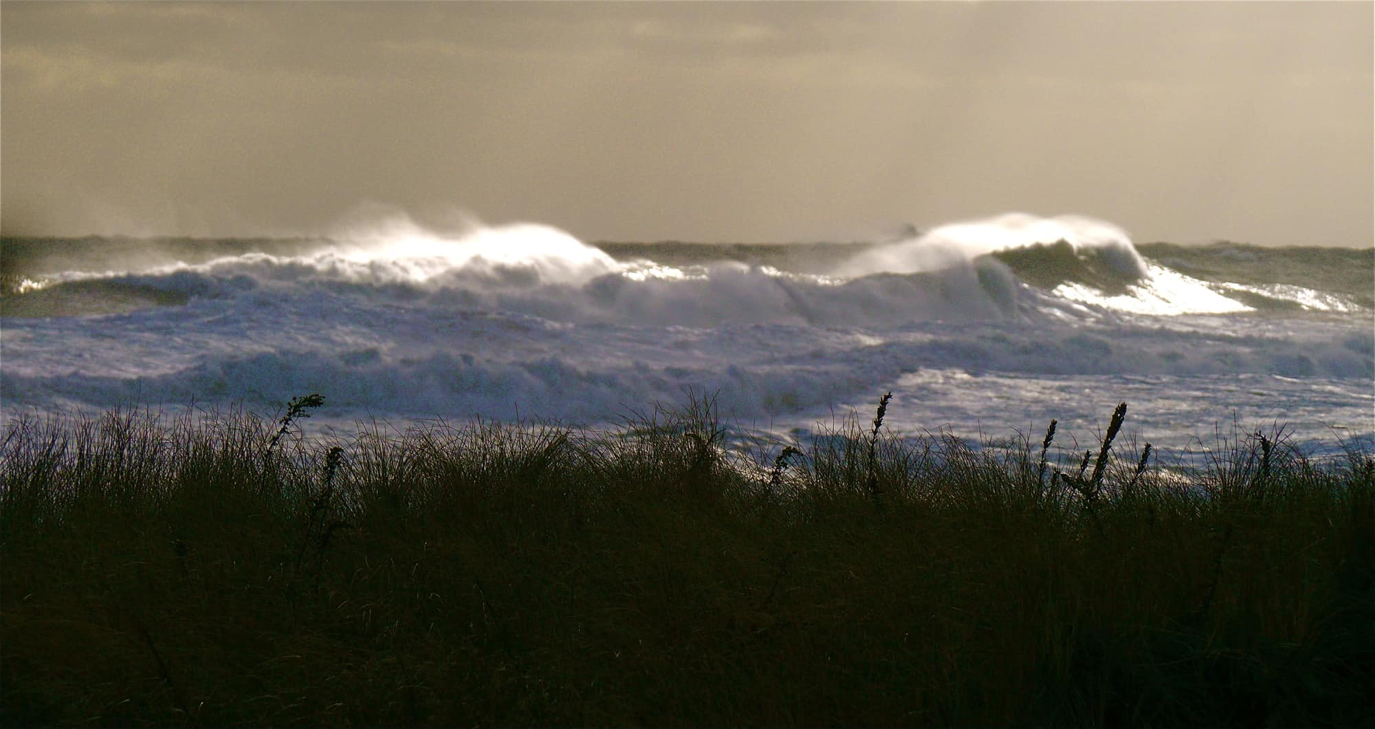 Storm surf near the Montauk IGA